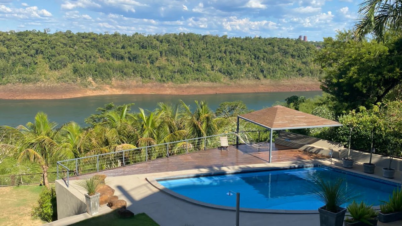 Propy, Encontrá tu lugar - Espectacular Vivienda en el Paraná Country y